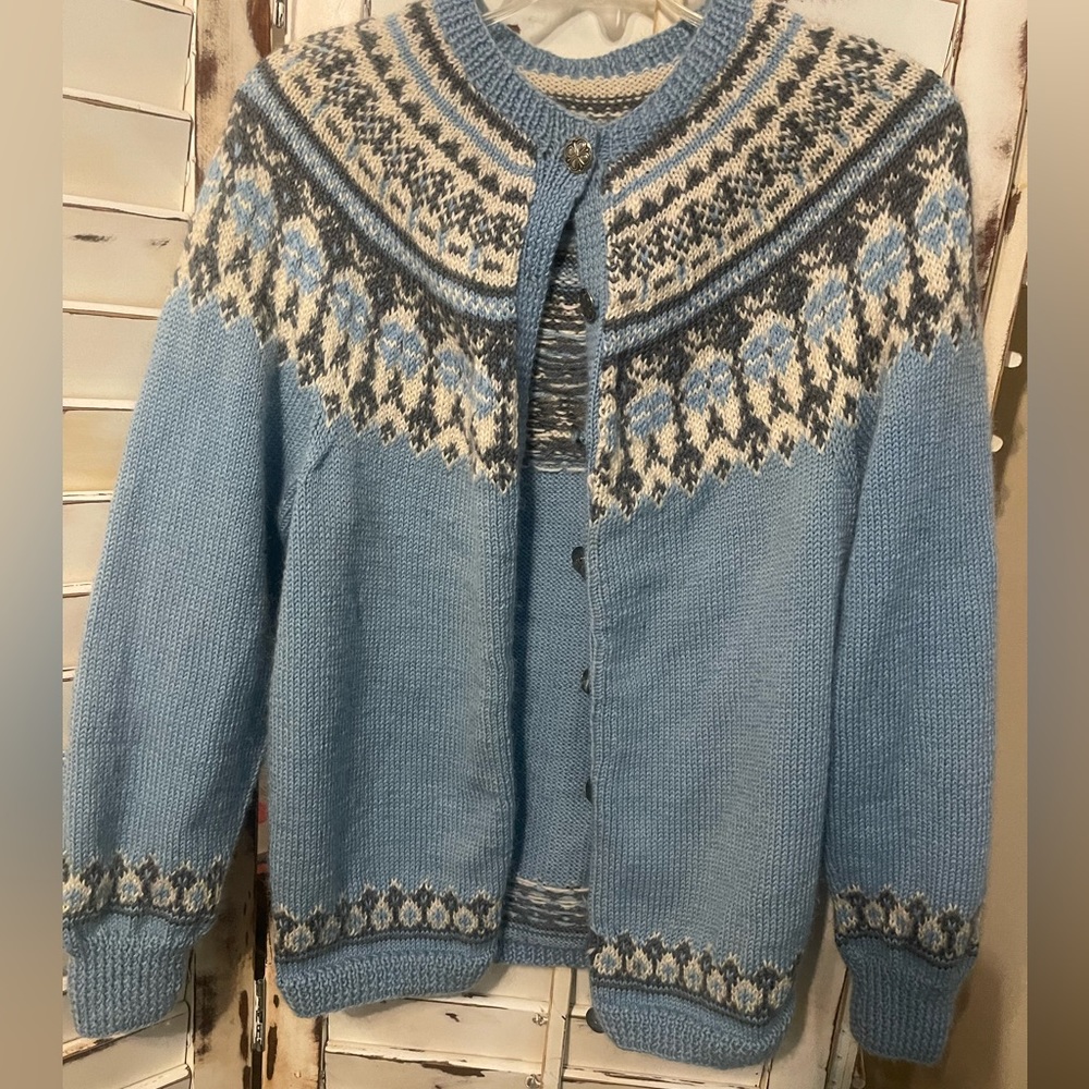 Vintage wool sweater*